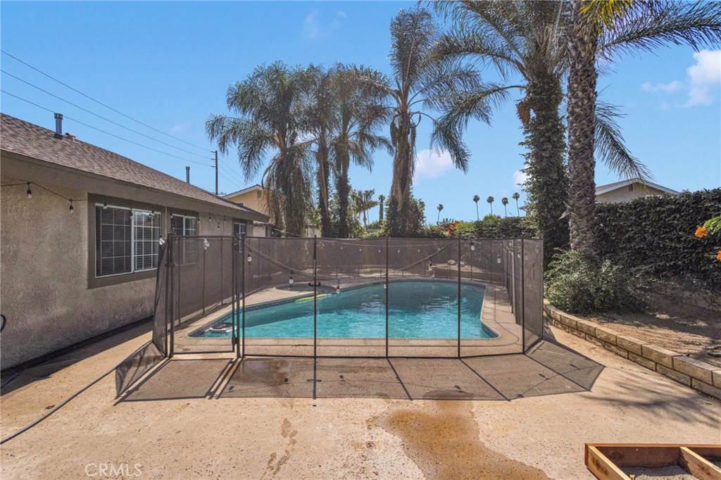 1087 Baseline Road Property Photo 33