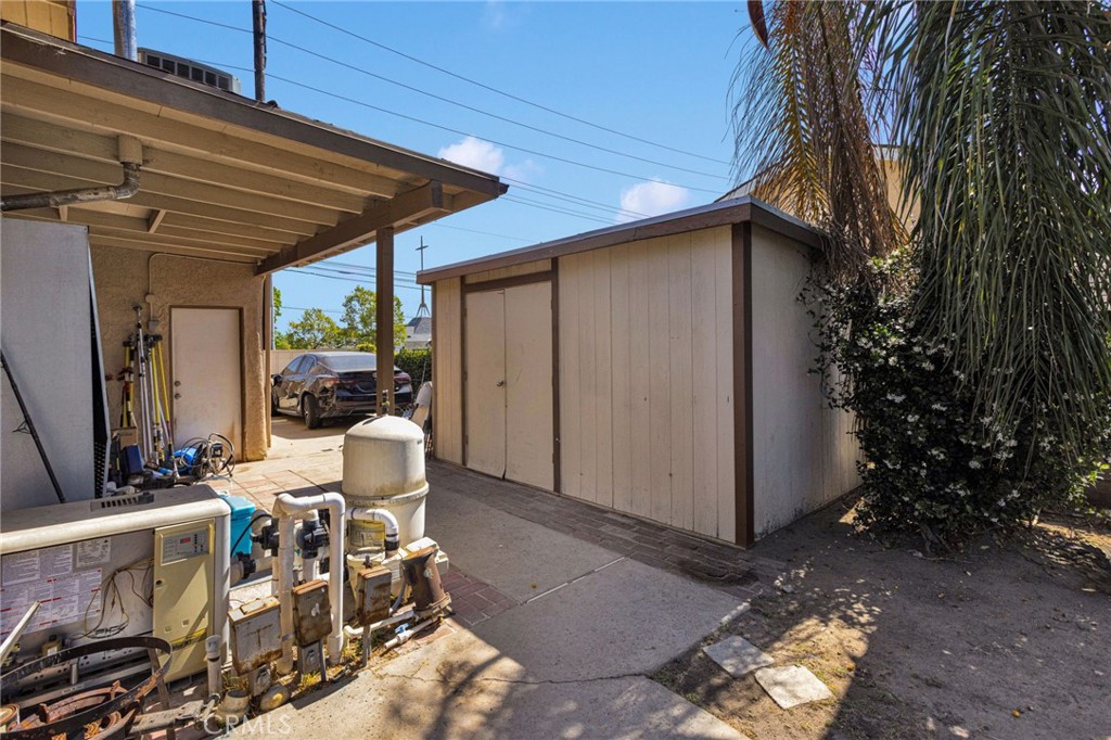 1087 Baseline Road Property Photo 36