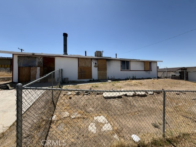 550 Frances Property Photo 1