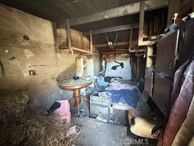 550 Frances Property Photo 5