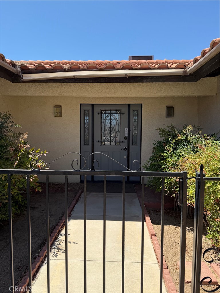 17378 Danbury Property Photo 3