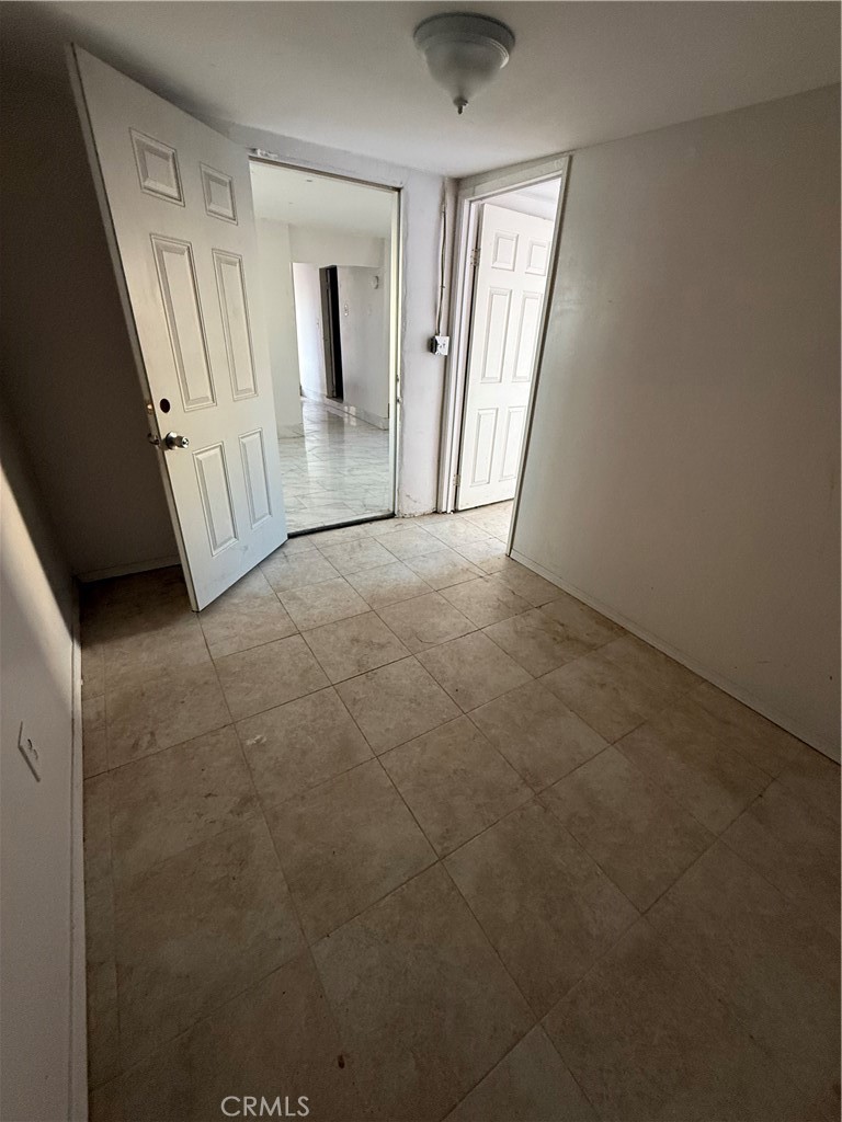 10215 25th Property Photo 8