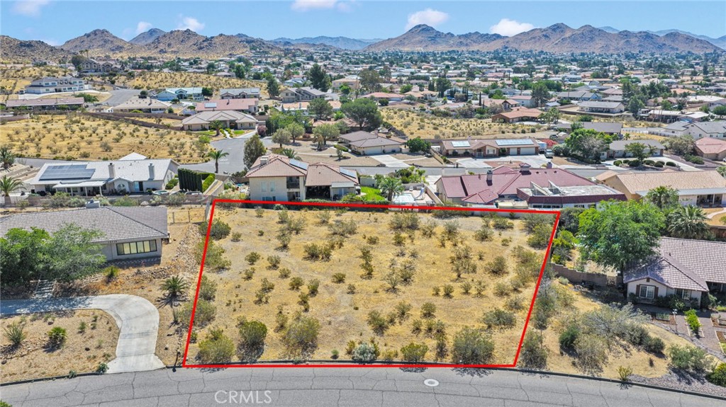 16425 Viho Property Photo 2