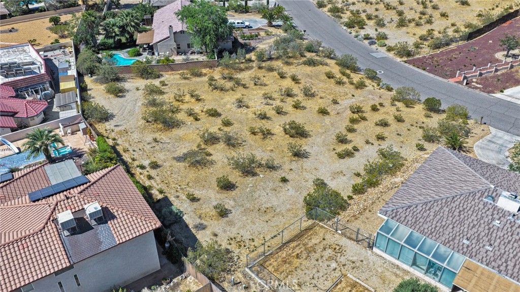 16425 Viho Property Photo 6