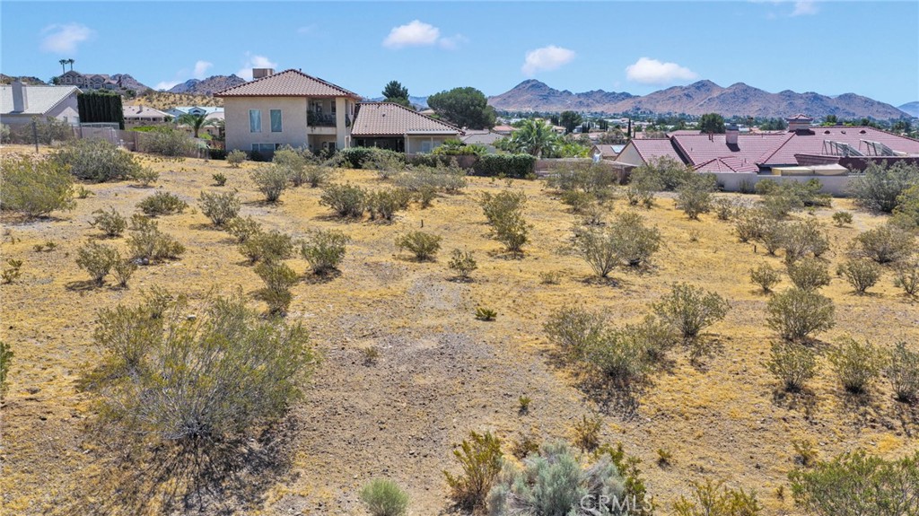 16425 Viho Property Photo 10