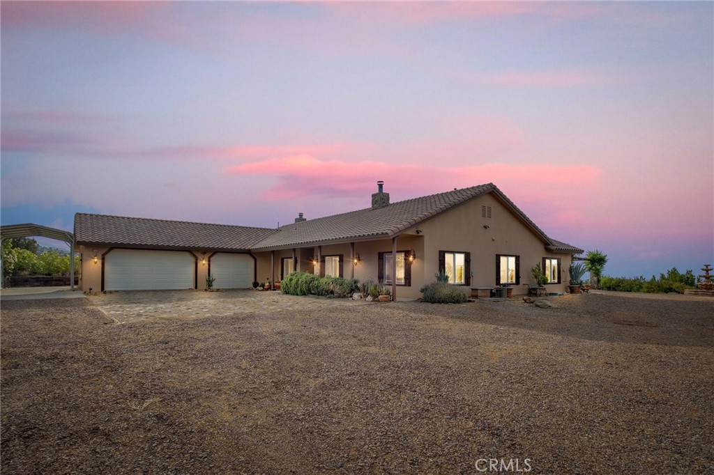 8334 Sky Line Property Photo 1
