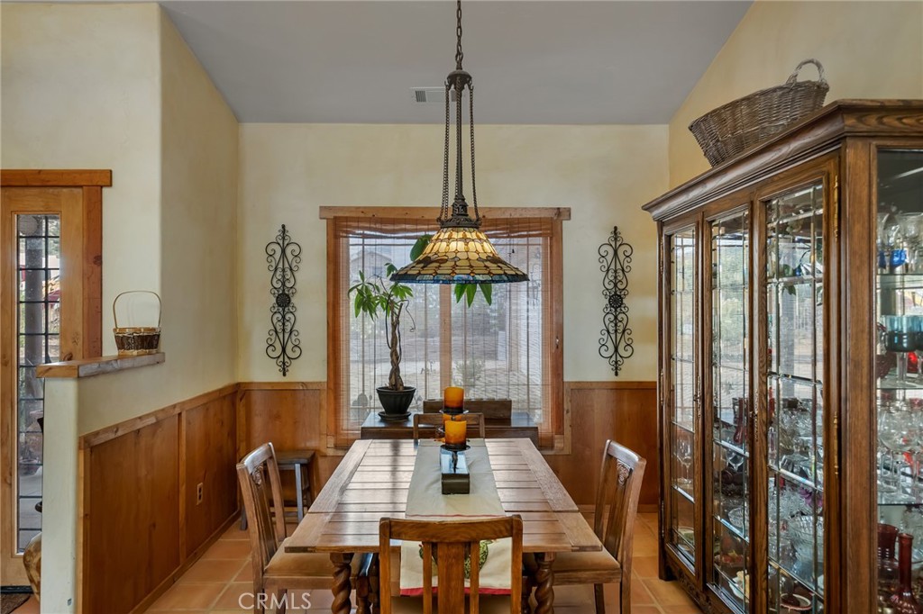 8334 Sky Line Property Photo 4