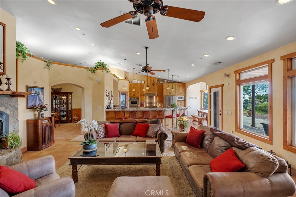 8334 Sky Line Property Photo 11