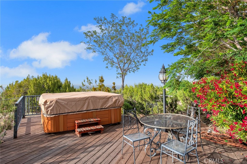 8334 Sky Line Property Photo 38