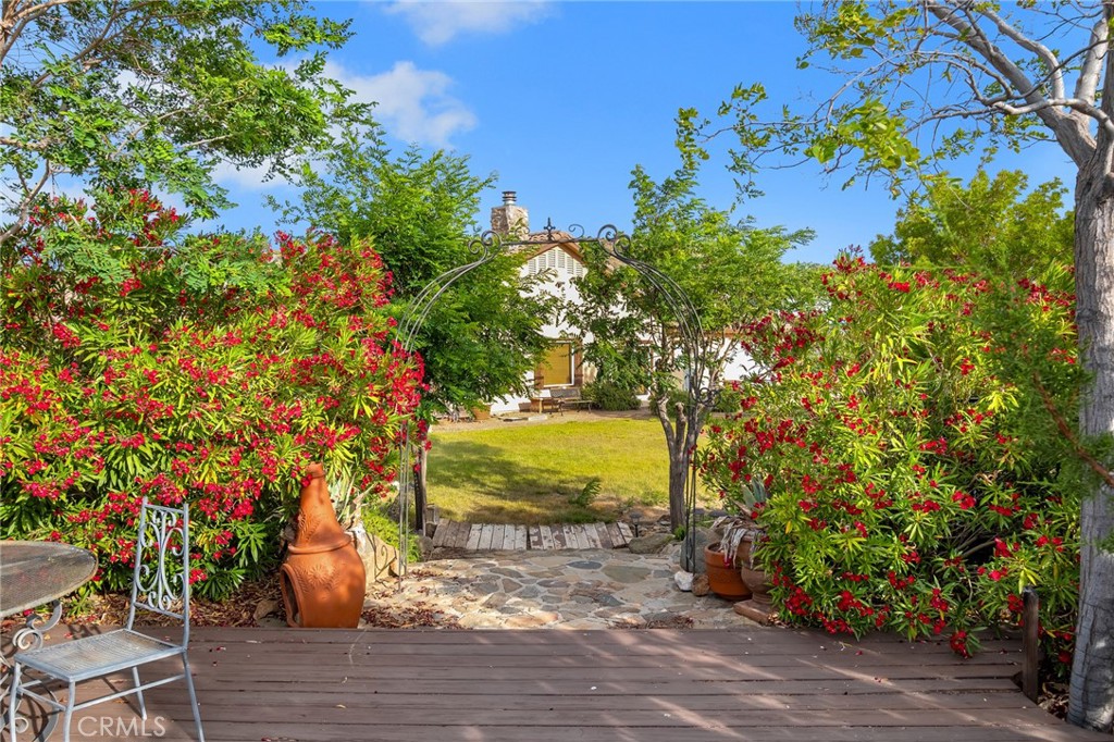 8334 Sky Line Property Photo 39