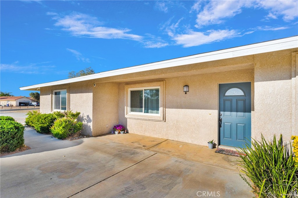 21330 Ramona Property Photo 4
