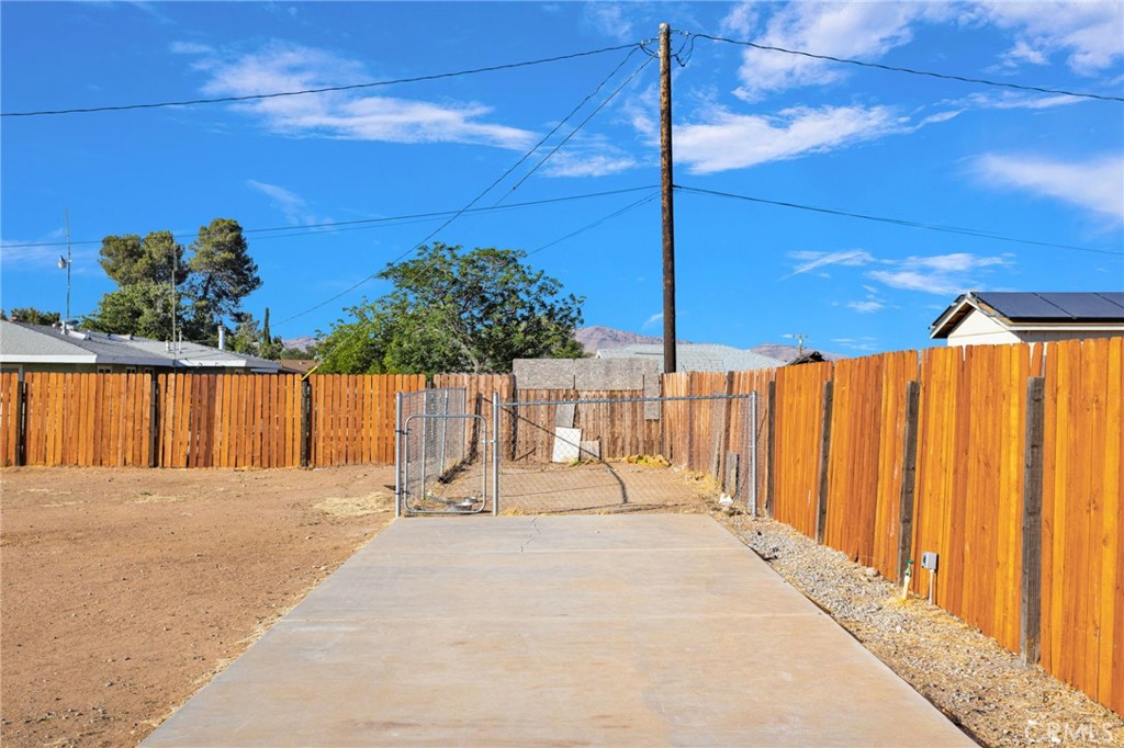 21330 Ramona Property Photo 27