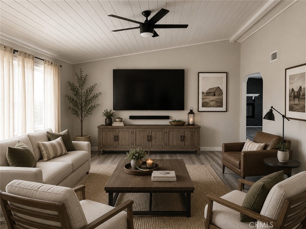 13839 Rincon Property Photo 4
