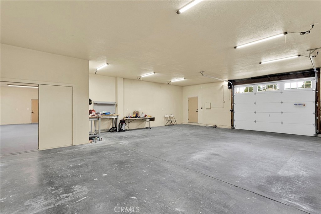 614 W Fairway Property Photo 3