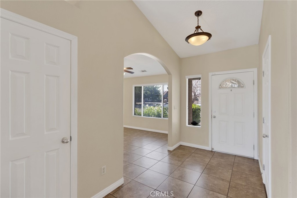 13935 Apple Creek Property Photo 5