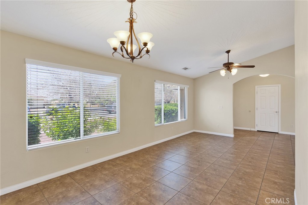 13935 Apple Creek Property Photo 11