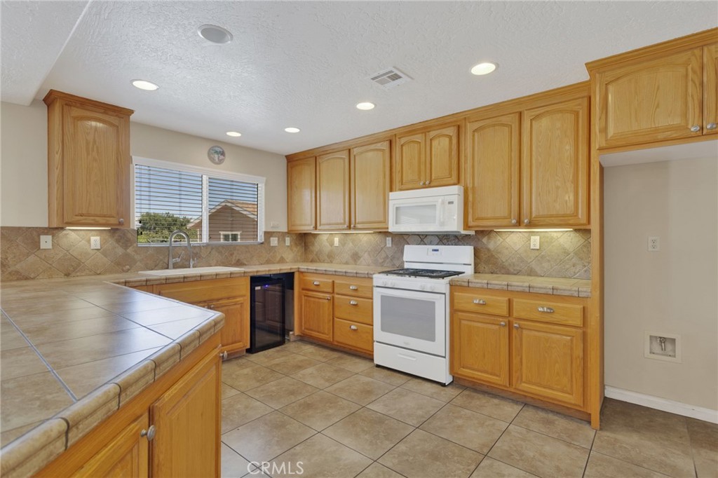 13935 Apple Creek Property Photo 14