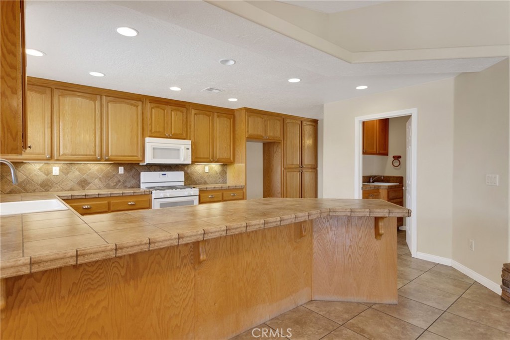 13935 Apple Creek Property Photo 23
