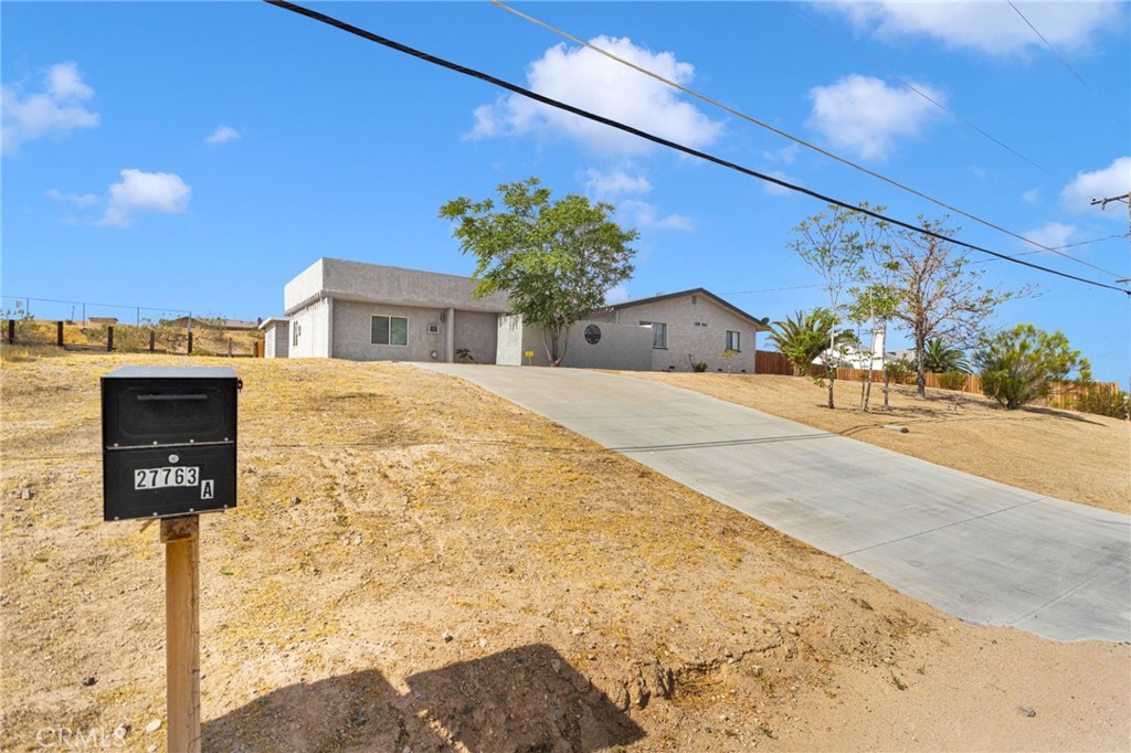 27763 Crestview Property Photo 8