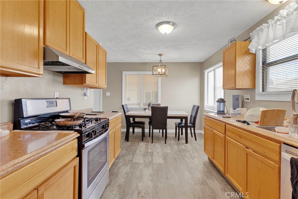 27763 Crestview Property Photo 17