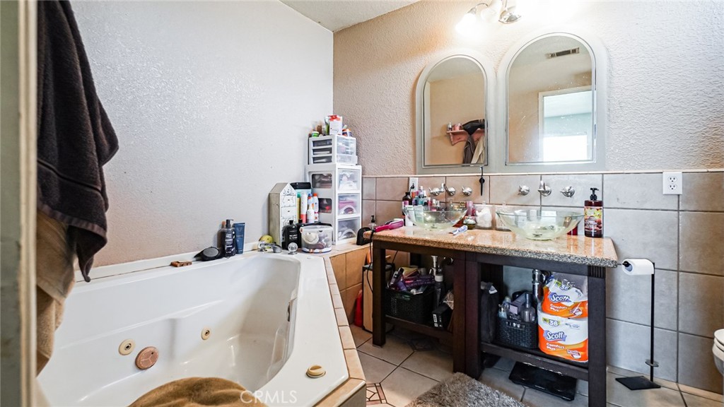 12786 4th Property Photo 18