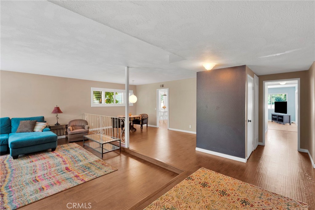 2425 San Fernando Court Property Photo 10