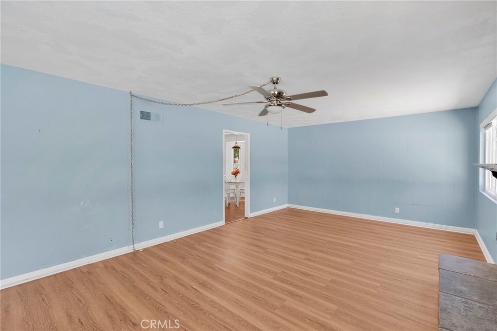2425 San Fernando Court Property Photo 21