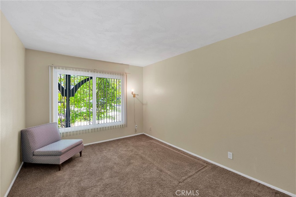 2425 San Fernando Court Property Photo 24