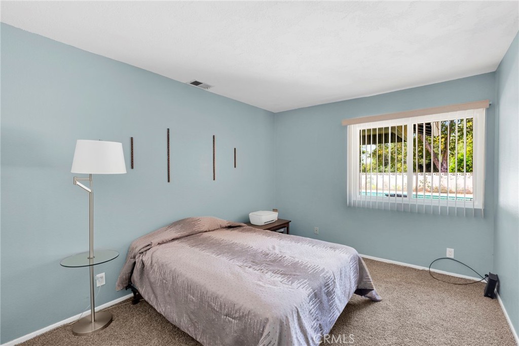 2425 San Fernando Court Property Photo 27