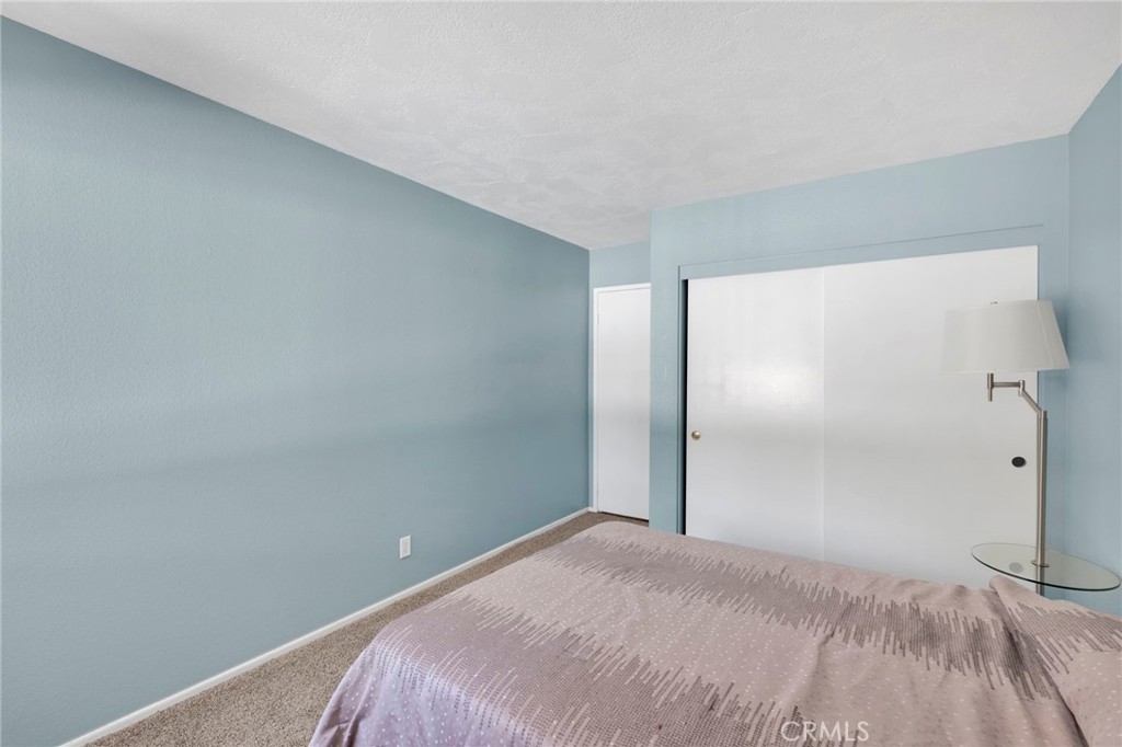 2425 San Fernando Court Property Photo 28