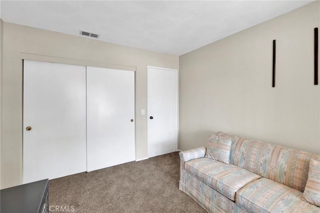 2425 San Fernando Court Property Photo 32