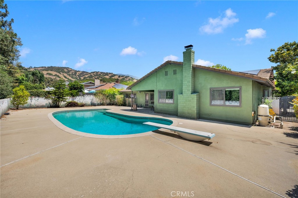 2425 San Fernando Court Property Photo 45