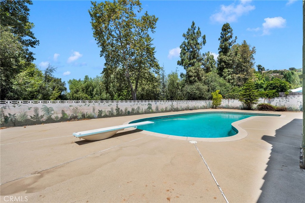 2425 San Fernando Court Property Photo 47