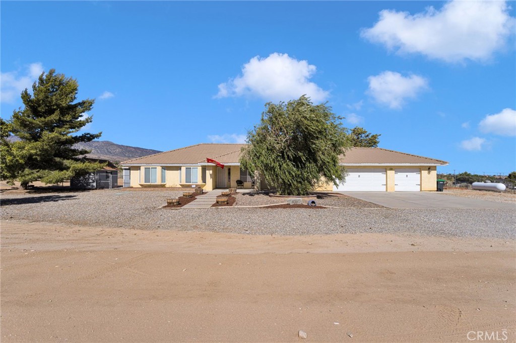 3632 Cambria Property Photo 3