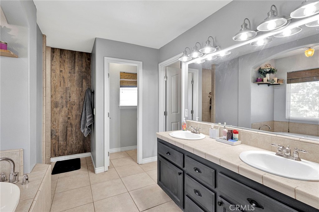 3632 Cambria Property Photo 24