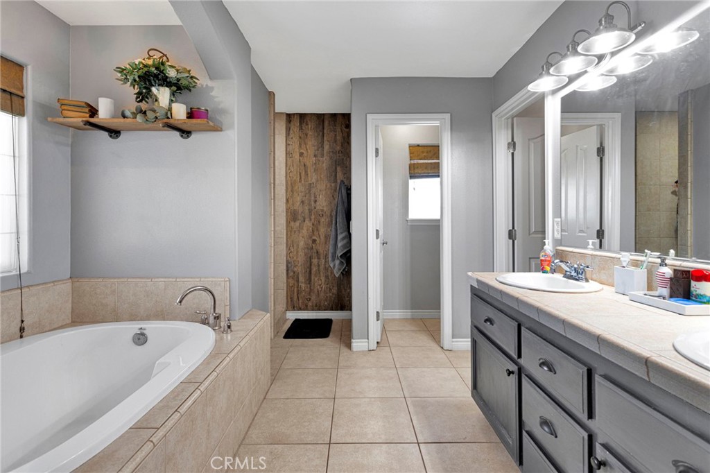3632 Cambria Property Photo 25