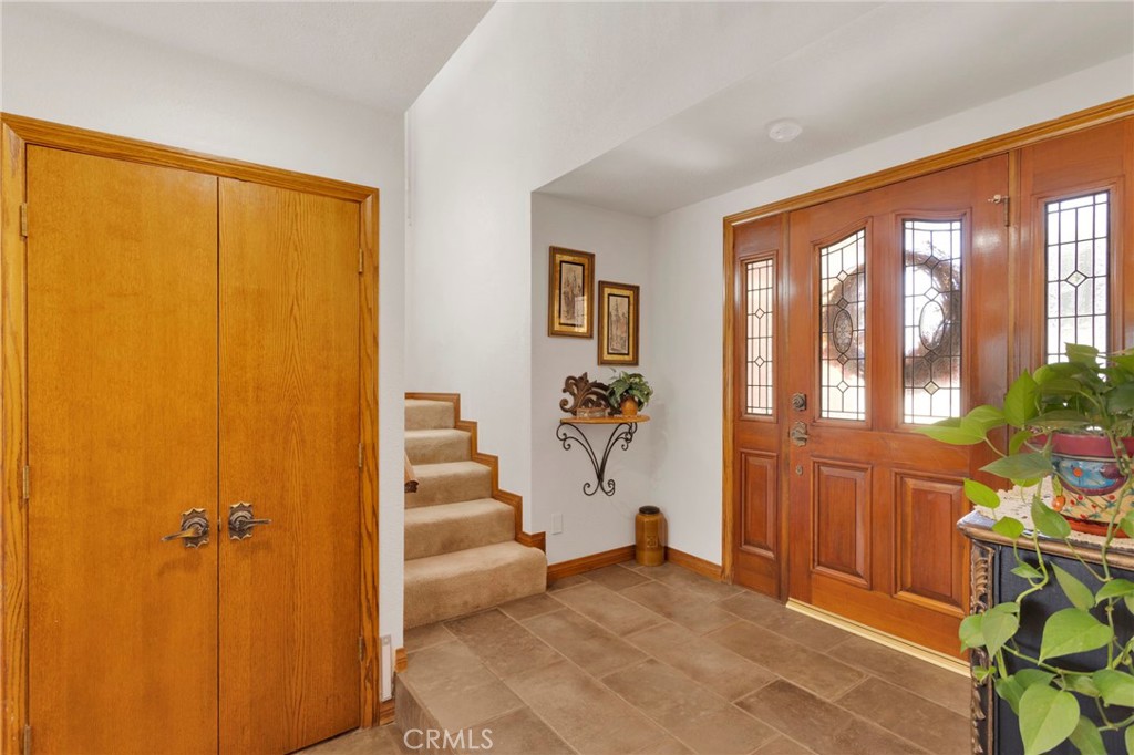 13094 Modoc Court Property Photo 5