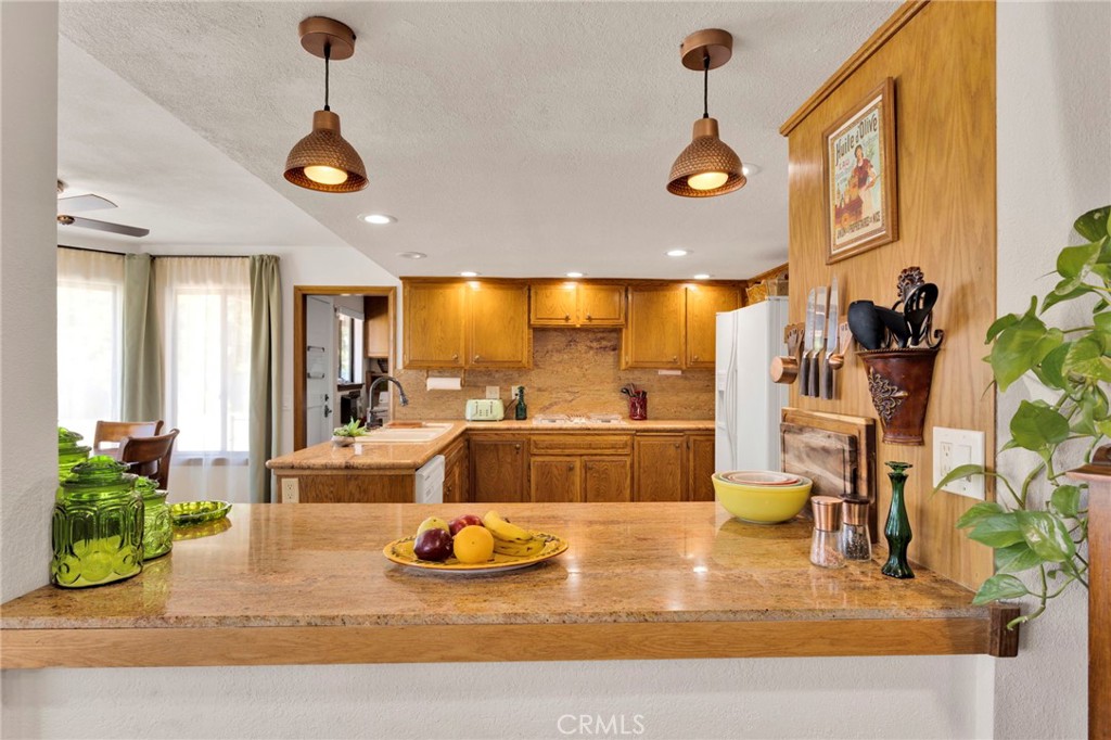 13094 Modoc Court Property Photo 8