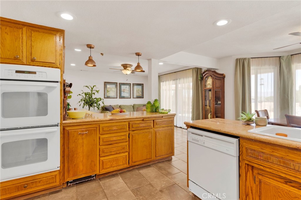 13094 Modoc Court Property Photo 11