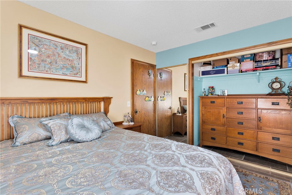 13094 Modoc Court Property Photo 34