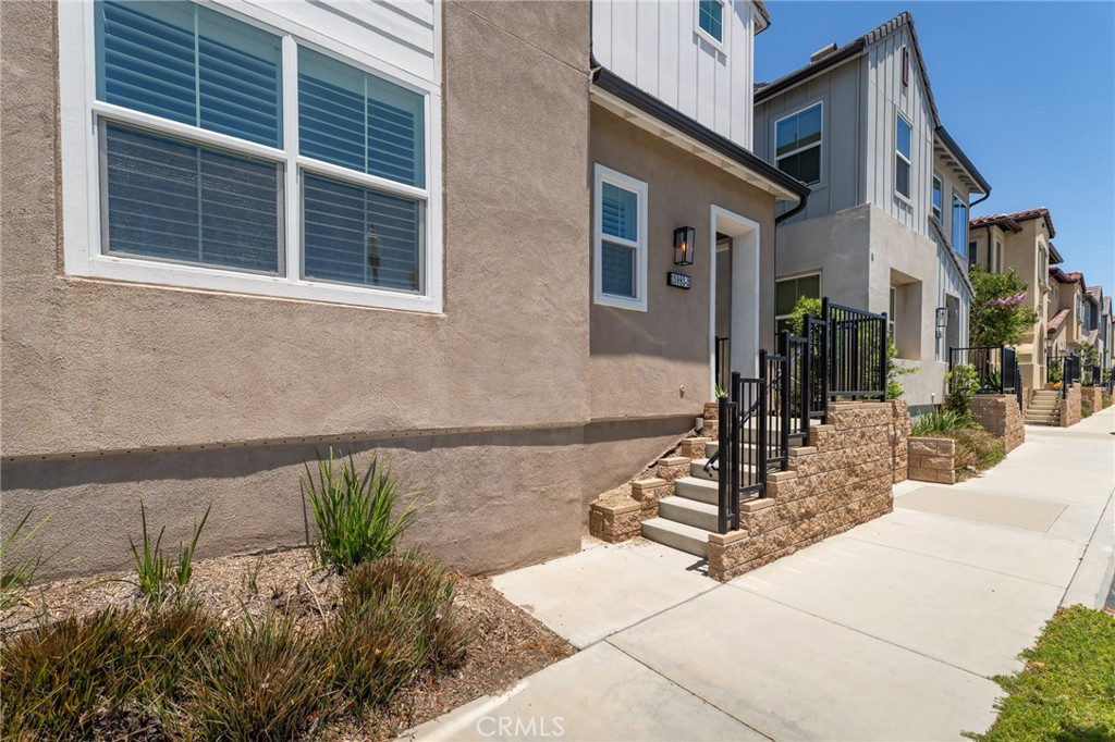 15982 Parkhouse 2 Property Photo 3