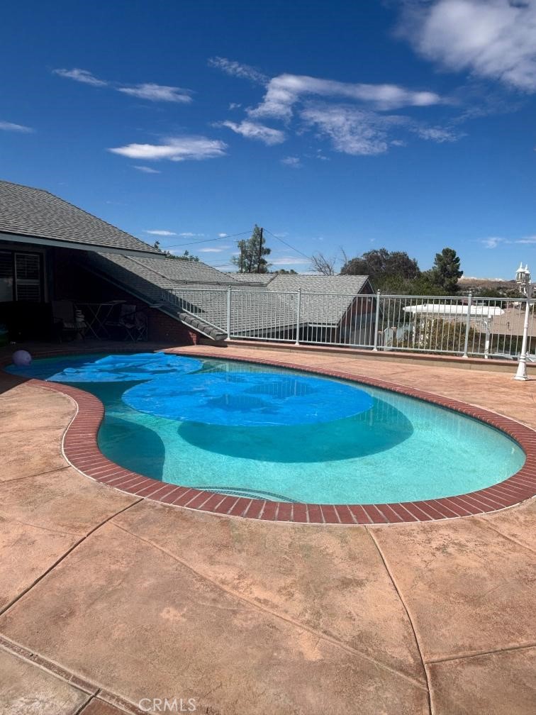 15492 Lenca Property Photo 1