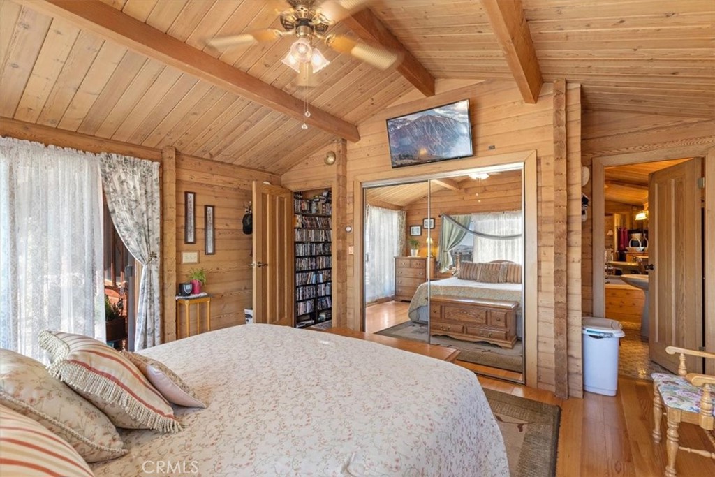 24087 Clover Spring Property Photo 12