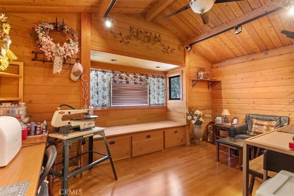 24087 Clover Spring Property Photo 20