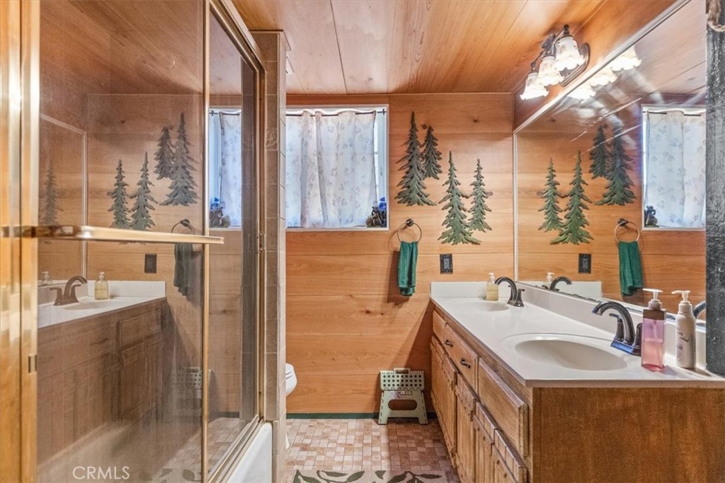 24087 Clover Spring Property Photo 43