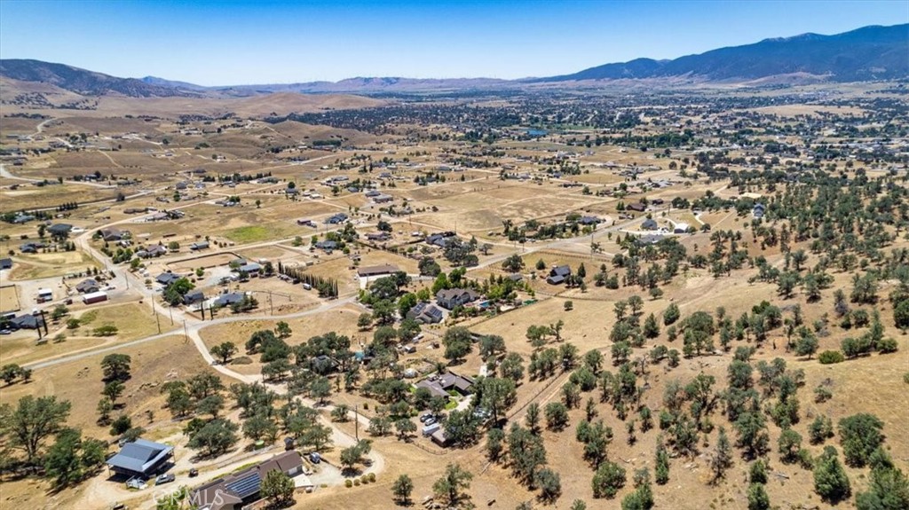 24087 Clover Spring Property Photo 73