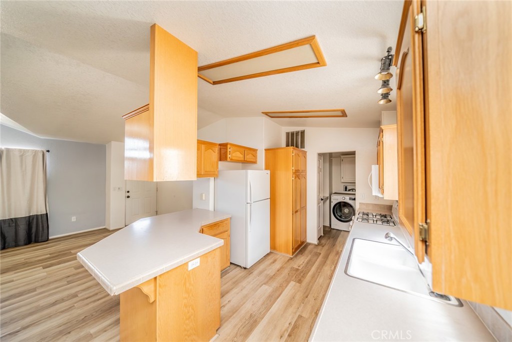 3621 Vista Property Photo 8
