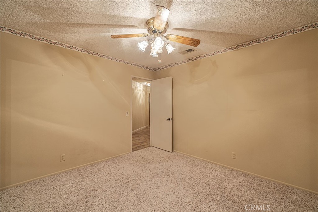 19459 Shasta Road Property Photo 46