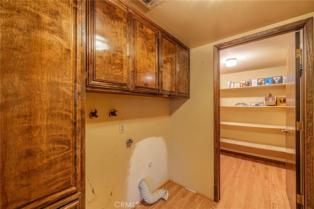 19459 Shasta Road Property Photo 53
