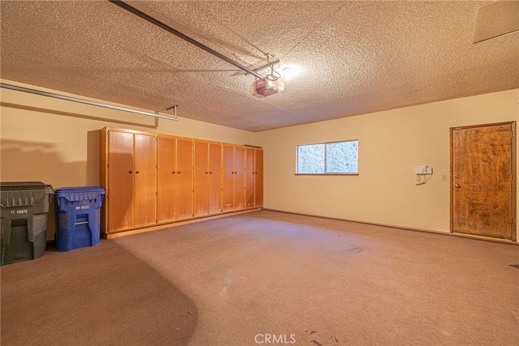 19459 Shasta Road Property Photo 54